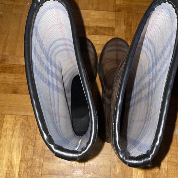 Burberry Rain Boots - Picture 3 of 13